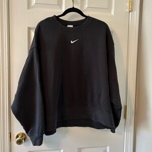 Nike Black Crewneck Sweatshirt